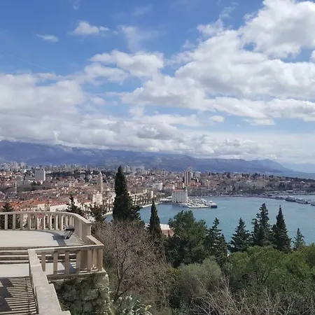 Dioklecijan Gasthuis Split