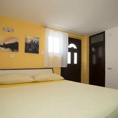 Room Dioklecijan 3* Split